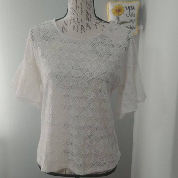 Christopher & Banks Petite Medium See Through White Flower "Crocheted" Top - Picture 1 of 9